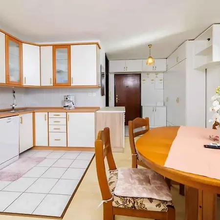 In 45904 * ツリクヴェニツァ