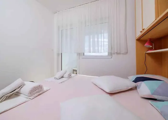 In 45904 *